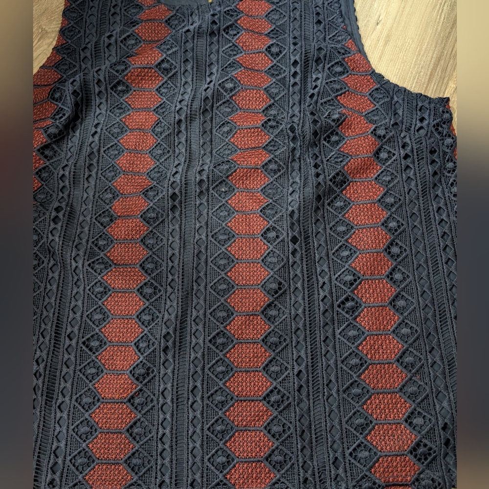 Trina Turk, XL, Debutante‎ Crochet Style Sleeveless Blouse, Navy/Maroon - Picture 3 of 8